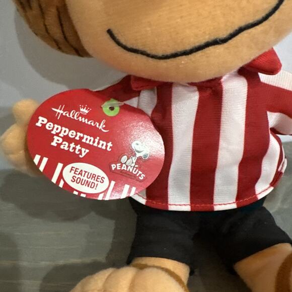 Peanuts Gang Plush Stuffed Talking Hallmark Pepperment Patty Christmas NWT WORKS - Picture 3 of 9